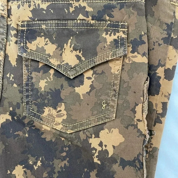 Joie Park skinny in camo - Picture 8 of 11